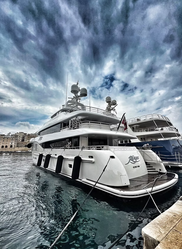 Yacht Managment